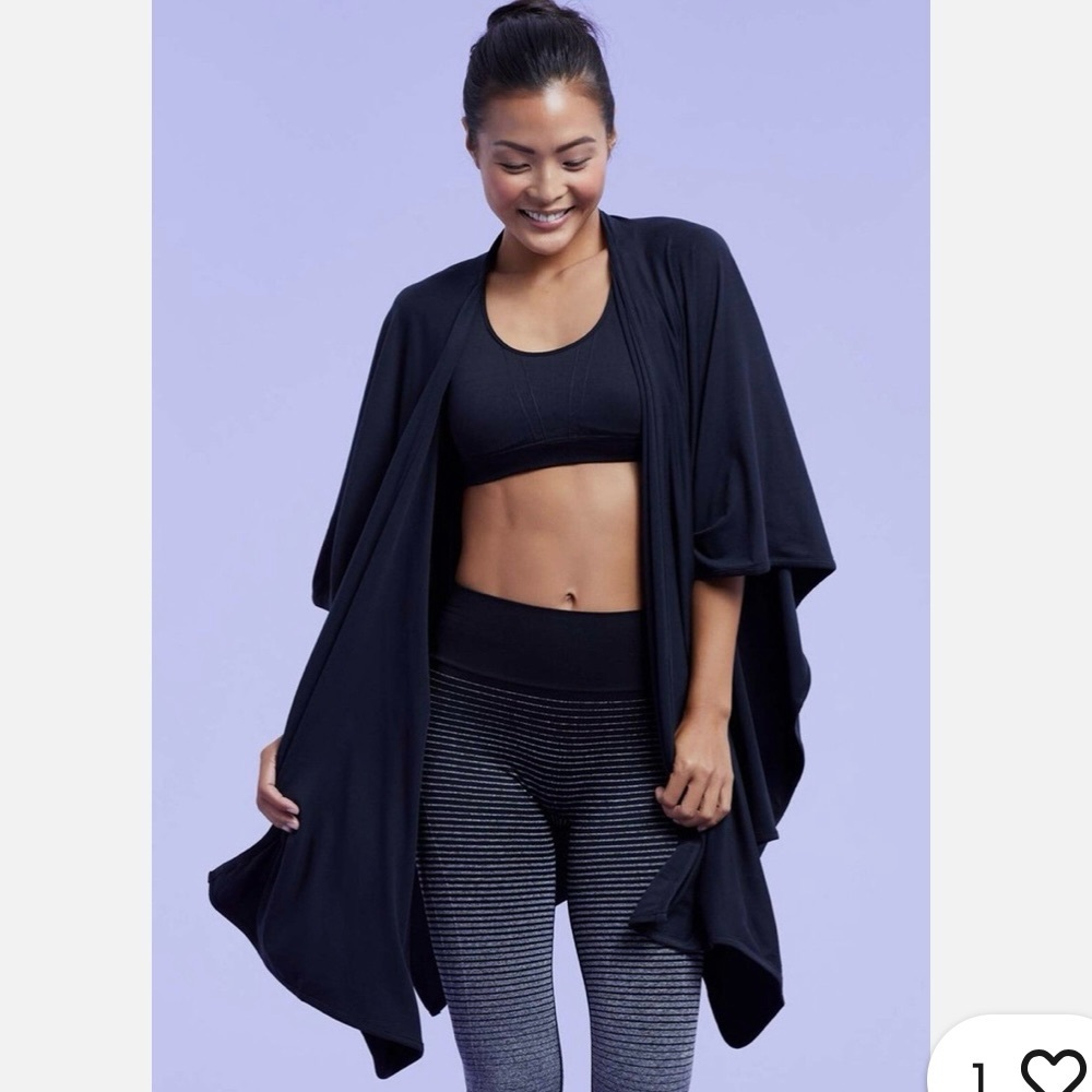 NWT Balance Collection Cozy Wrap